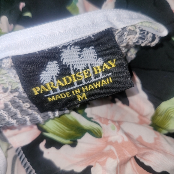 Beautiful Hawaii style dress from Hawaii - Picture 5 of 5